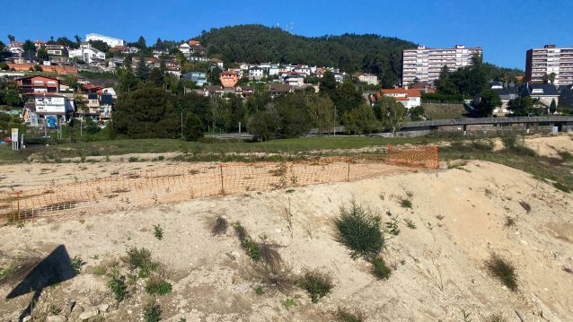 Obras paralizadas no Nó de Bombeiros