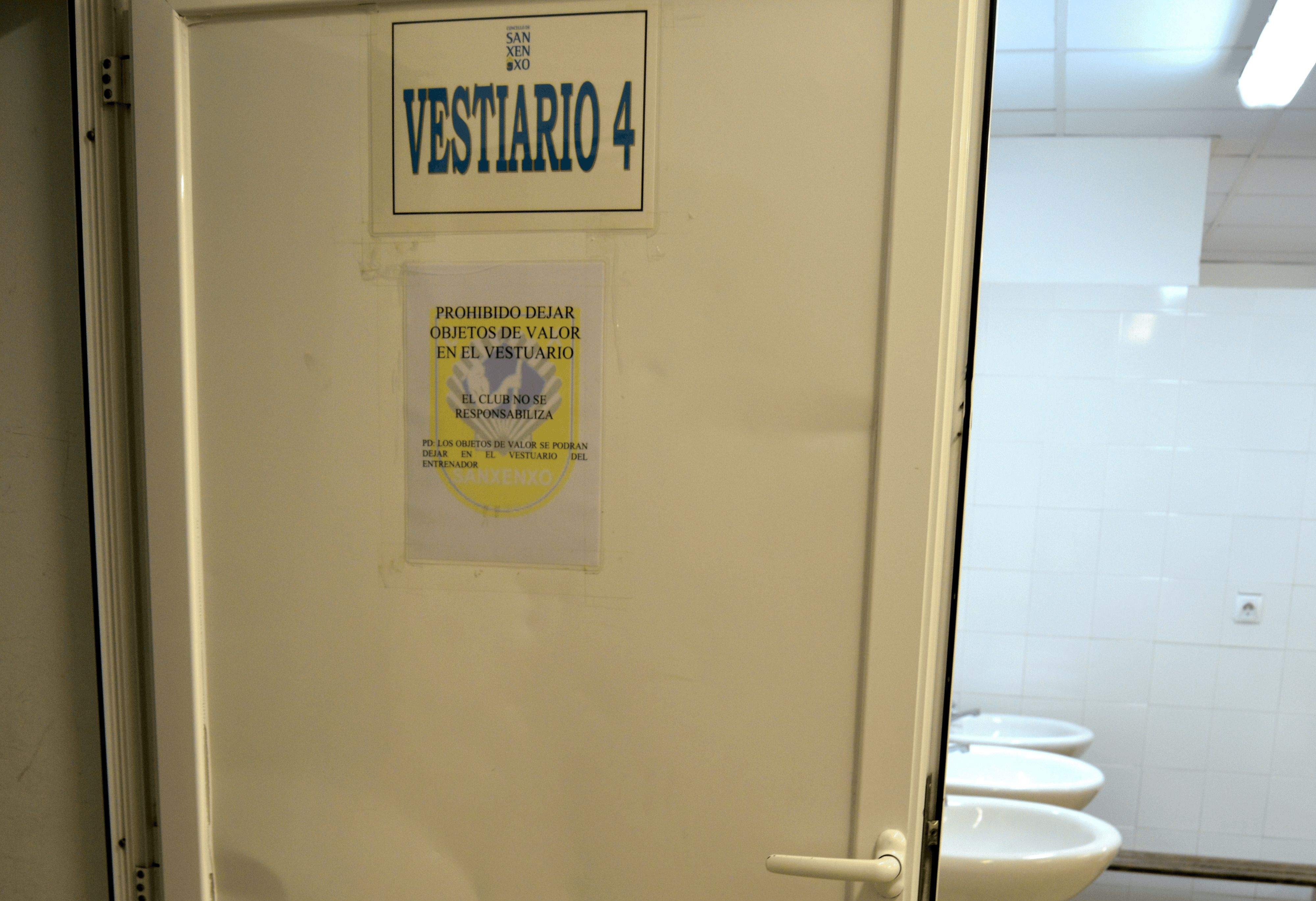 Puertas que se van a renovar en campos de fútbol de Sanxenxo