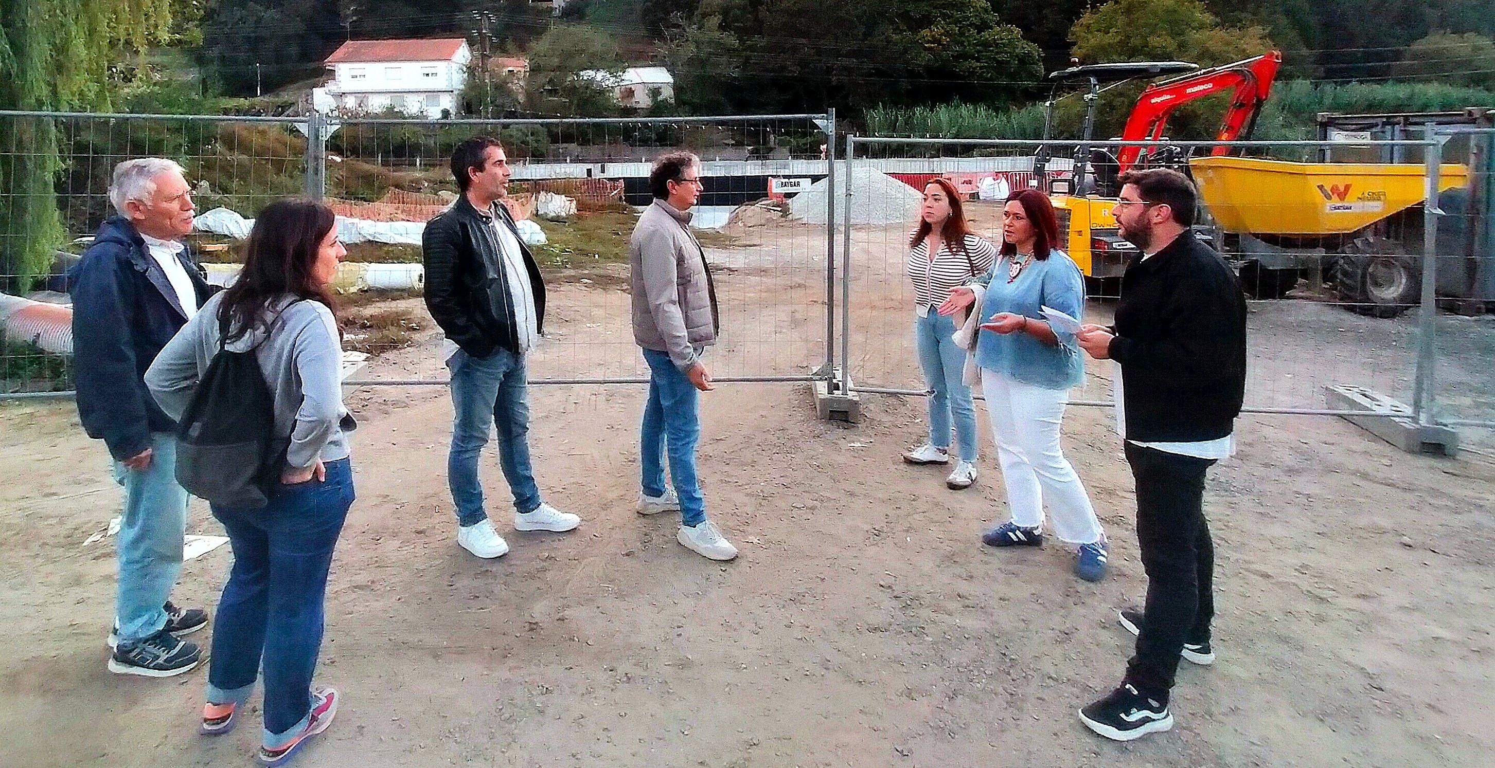 Representantes del BNG en la zona del río Lameira