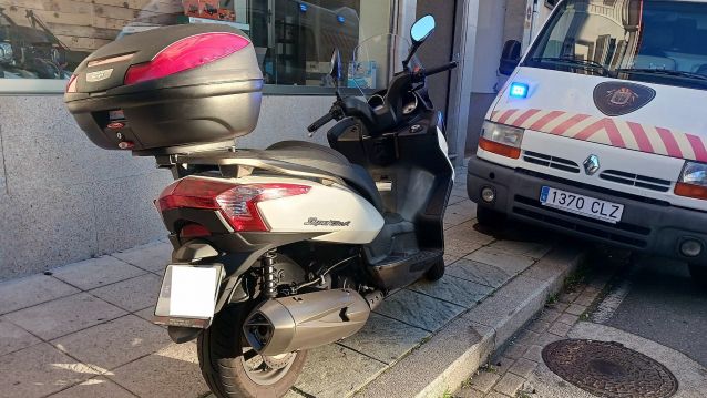 Motocicleta accidentada en Cambados Motocicleta accidentada en Cambados