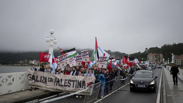 Protestas en O Grove por la presencia del israelí Ehud Olmert en el Foro La Toja Protestas en O Grove por la presencia del israelí Ehud Olmert en el Foro La Toja