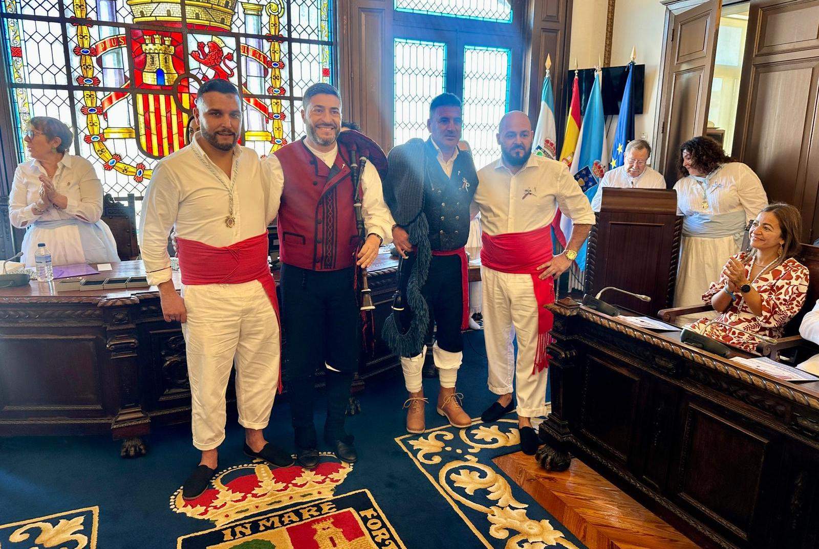 Acto institucional de San Miguel en Marín Acto institucional de San Miguel en Marín
