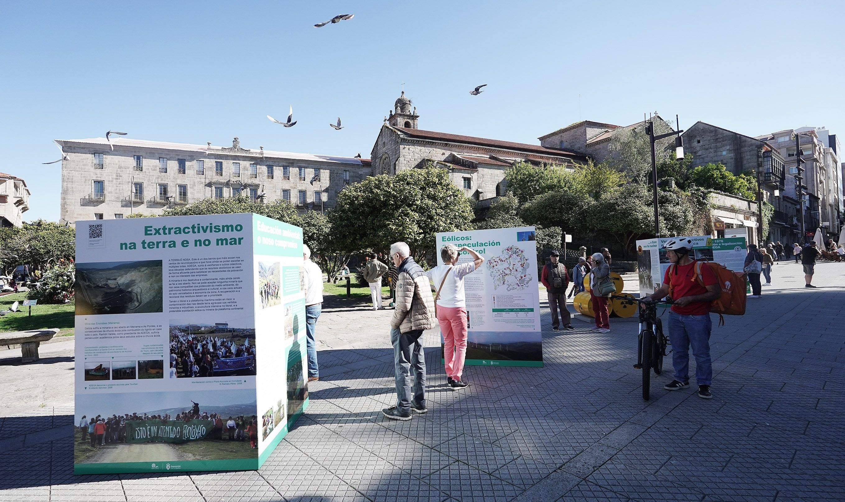 Exposición que conmemora los 50 años de ADEGA