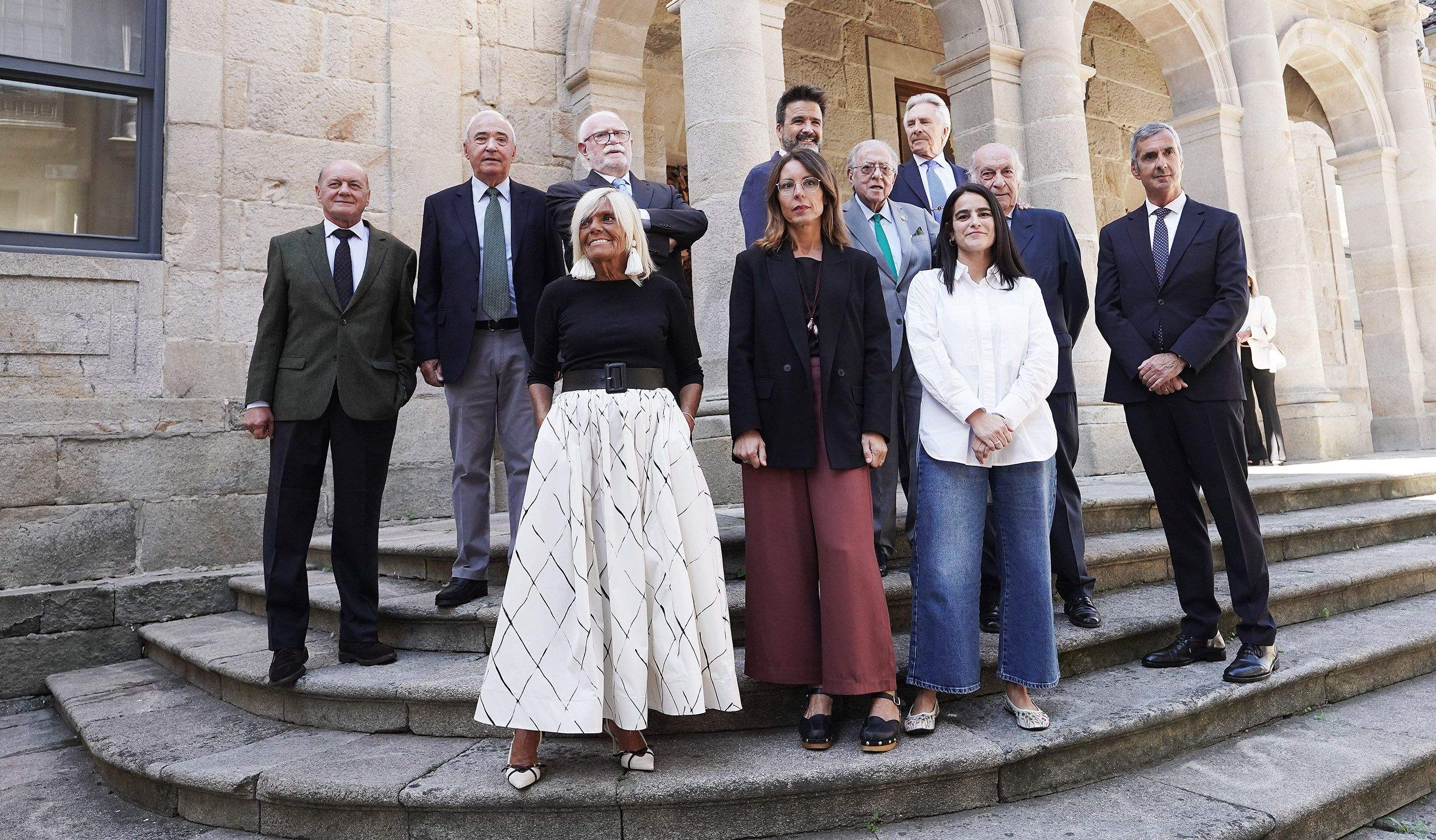 Acto de entrega de insignias de ouro do Liceo Casino de Pontevedra