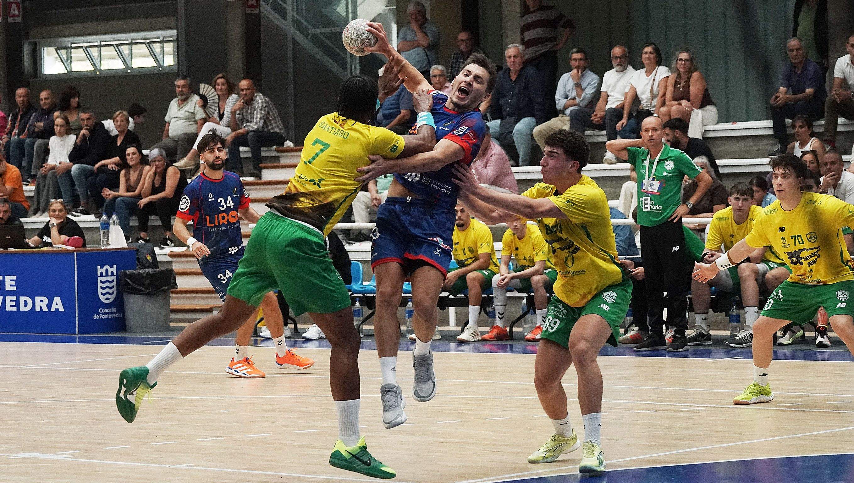 Partido de Primeira Nacional entre Teucro e Gáldar Gran Canaria Partido de Primeira Nacional entre Teucro e Gáldar Gran Canaria