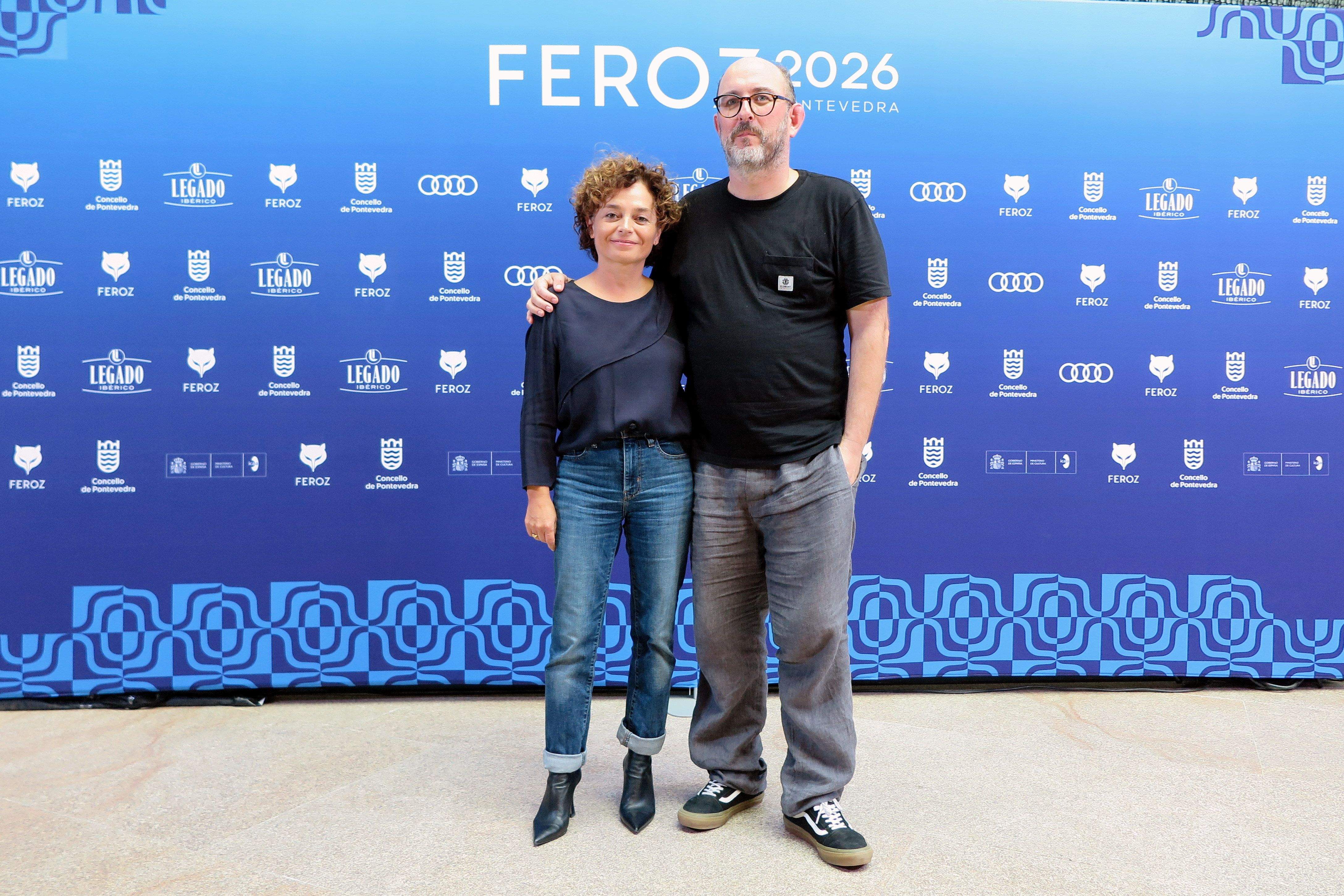 Los directores y guionistas Anna R. Costa y Borja Cobeaga