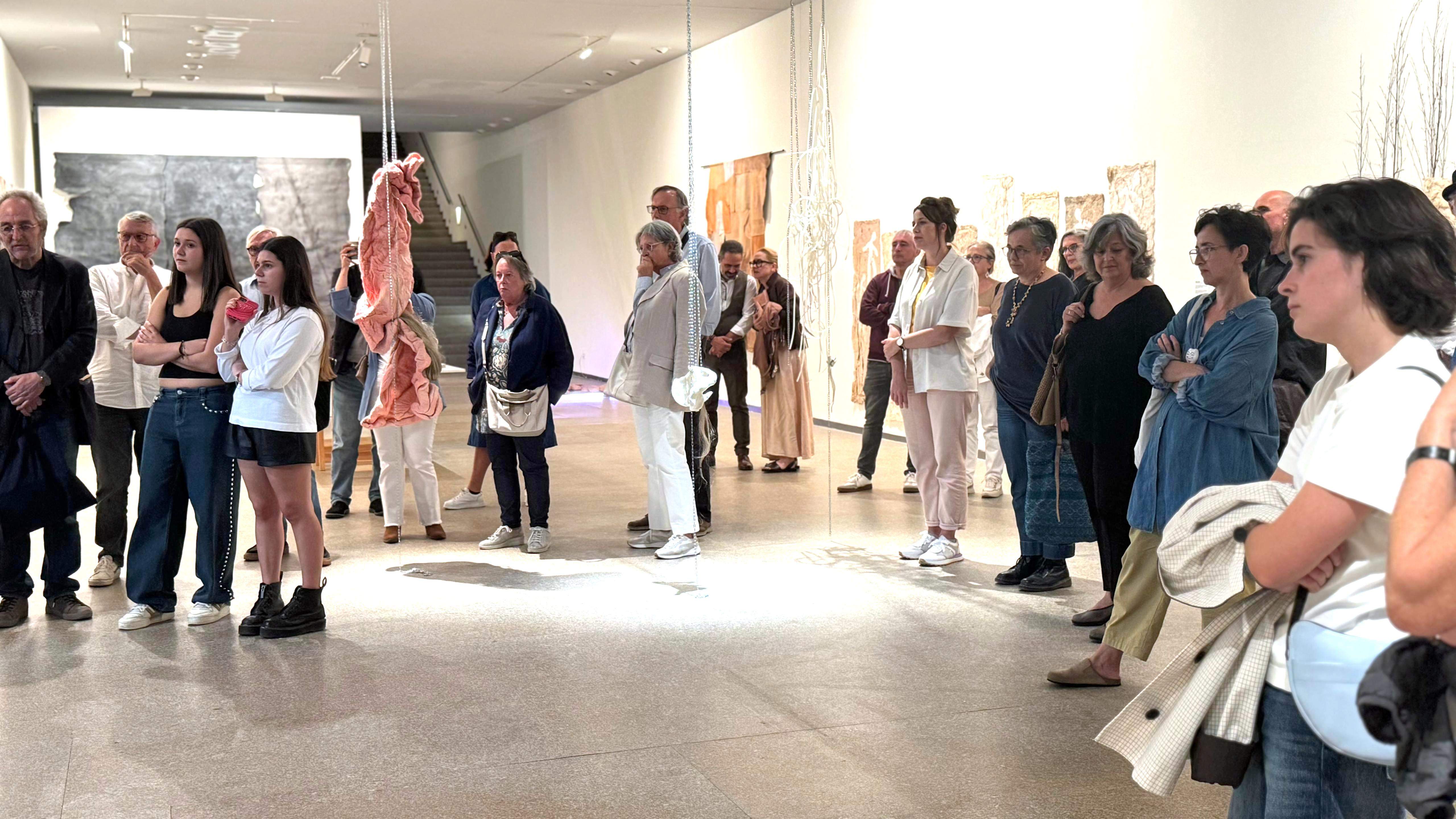 Público na inauguración da mostra