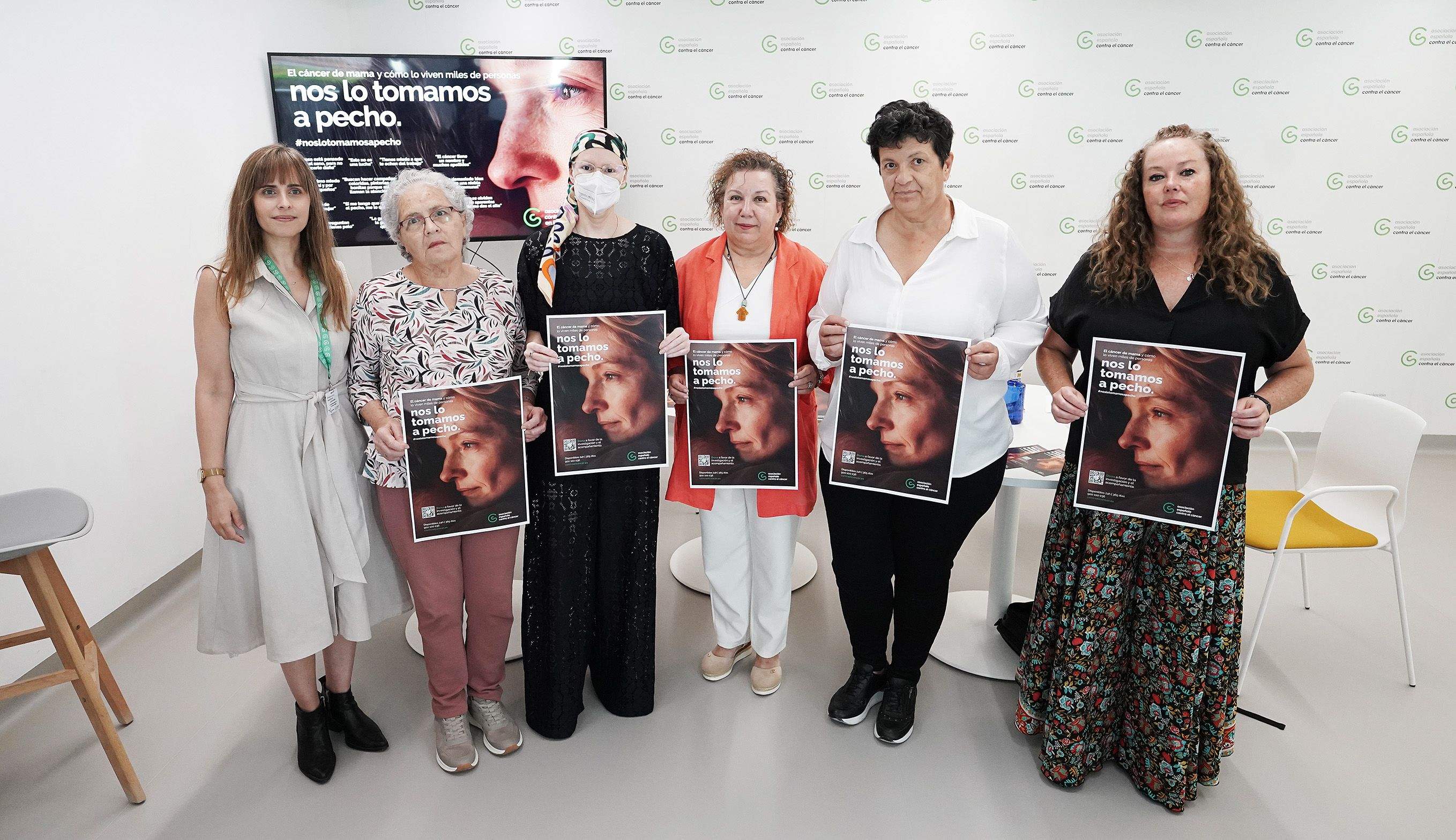 Pacientes y supervivientes de cáncer de mama en la AECC Pontevedra