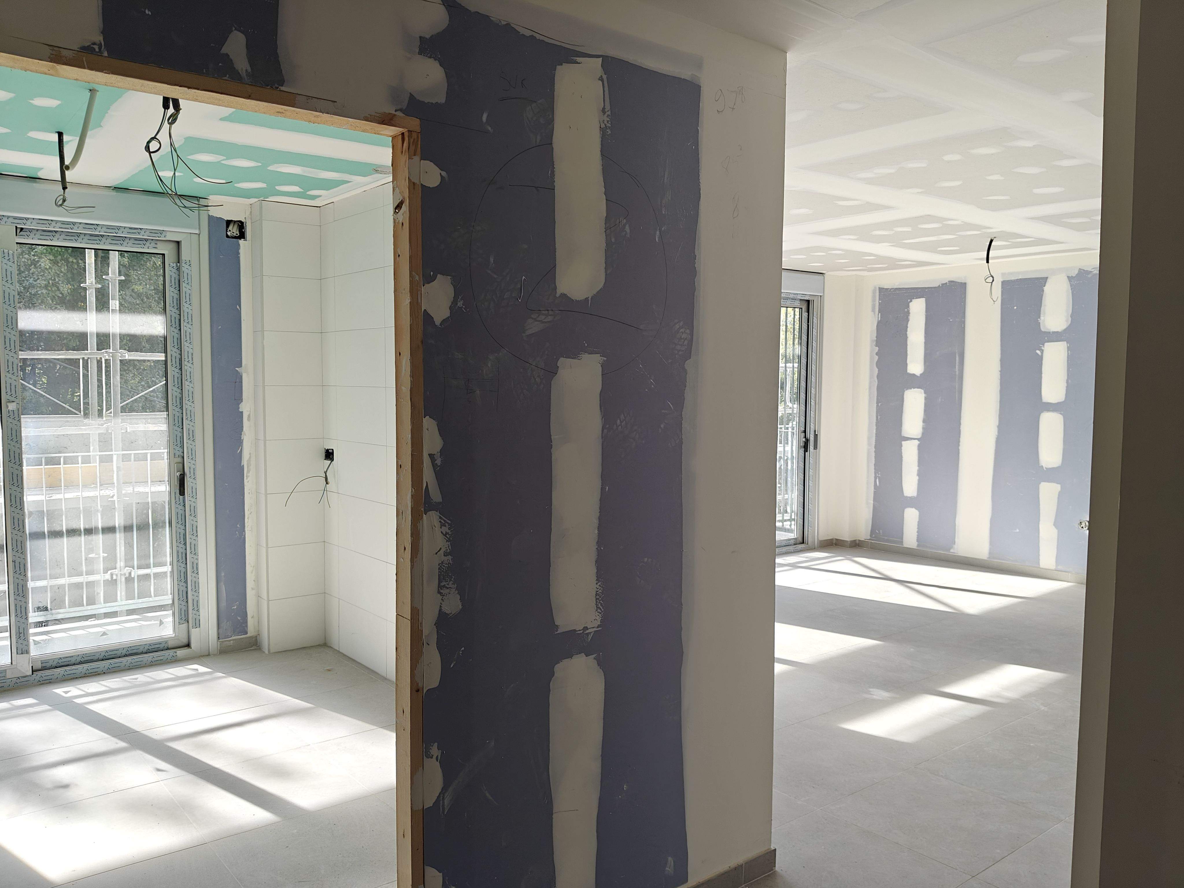 Obras nas novas vivendas de Valdecorvos