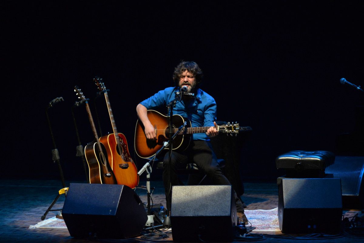 Concierto de Quique González en el Teatro Principal