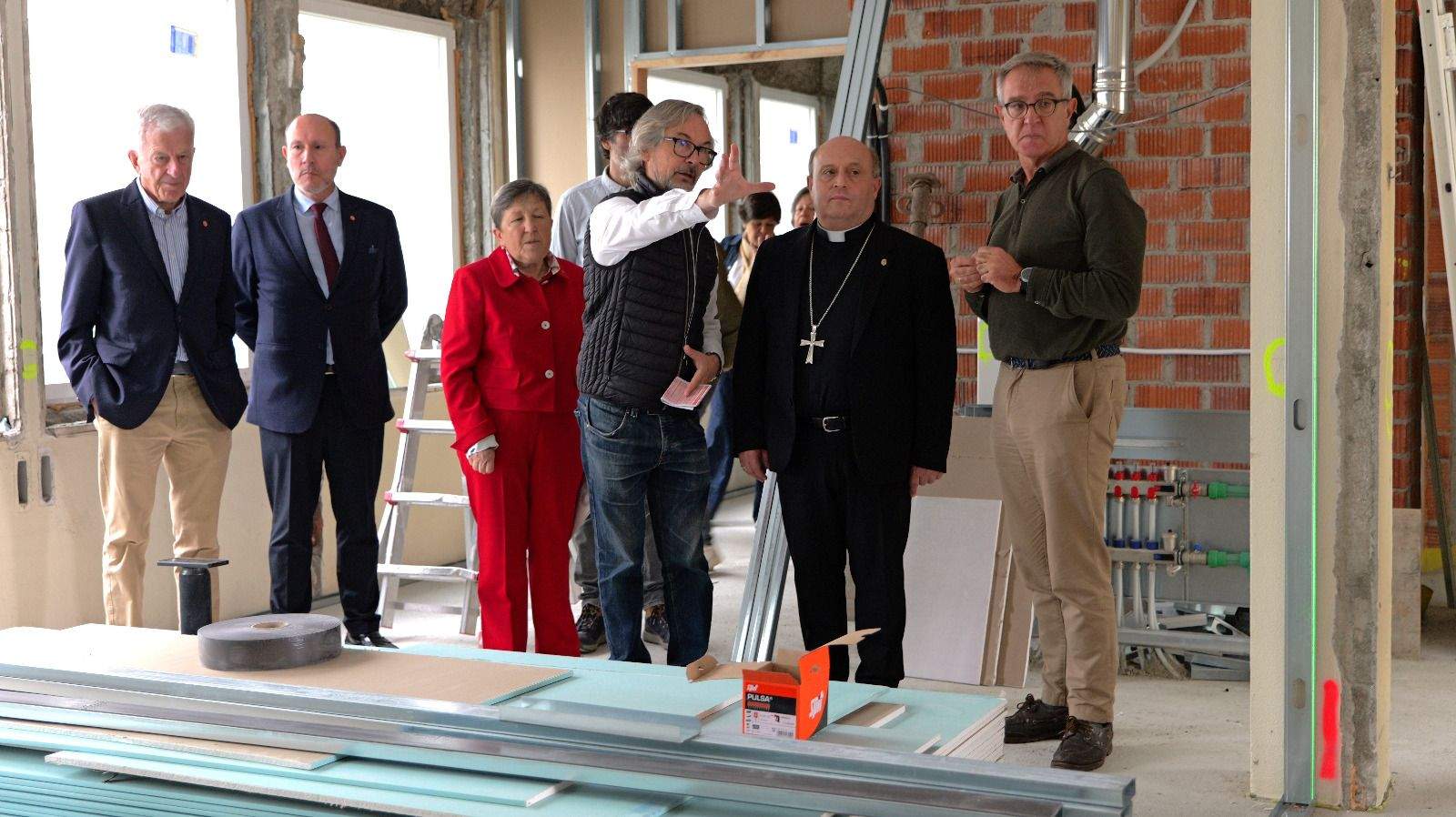 Visita oficial so futuro centro para mulleres en risco de exclusión social 'Santa Ana'