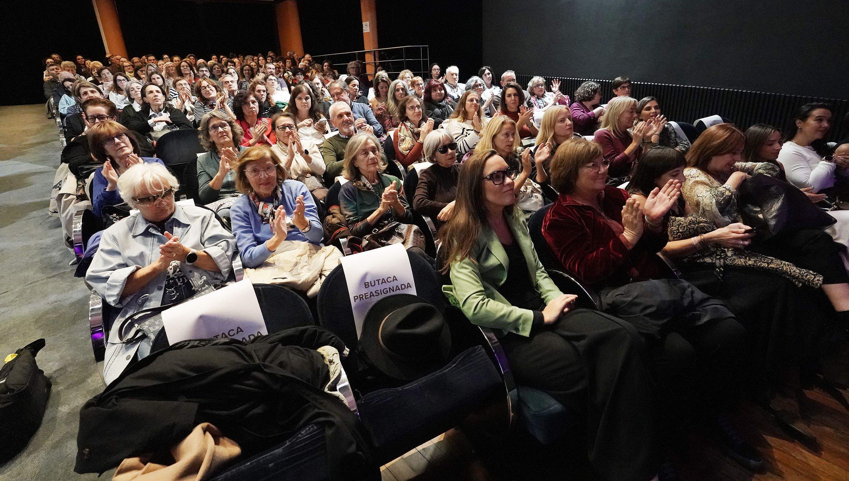 'Señoras e señoras' con María Guerra e Mariola Cubells 'Señoras e señoras' con María Guerra e Mariola Cubells