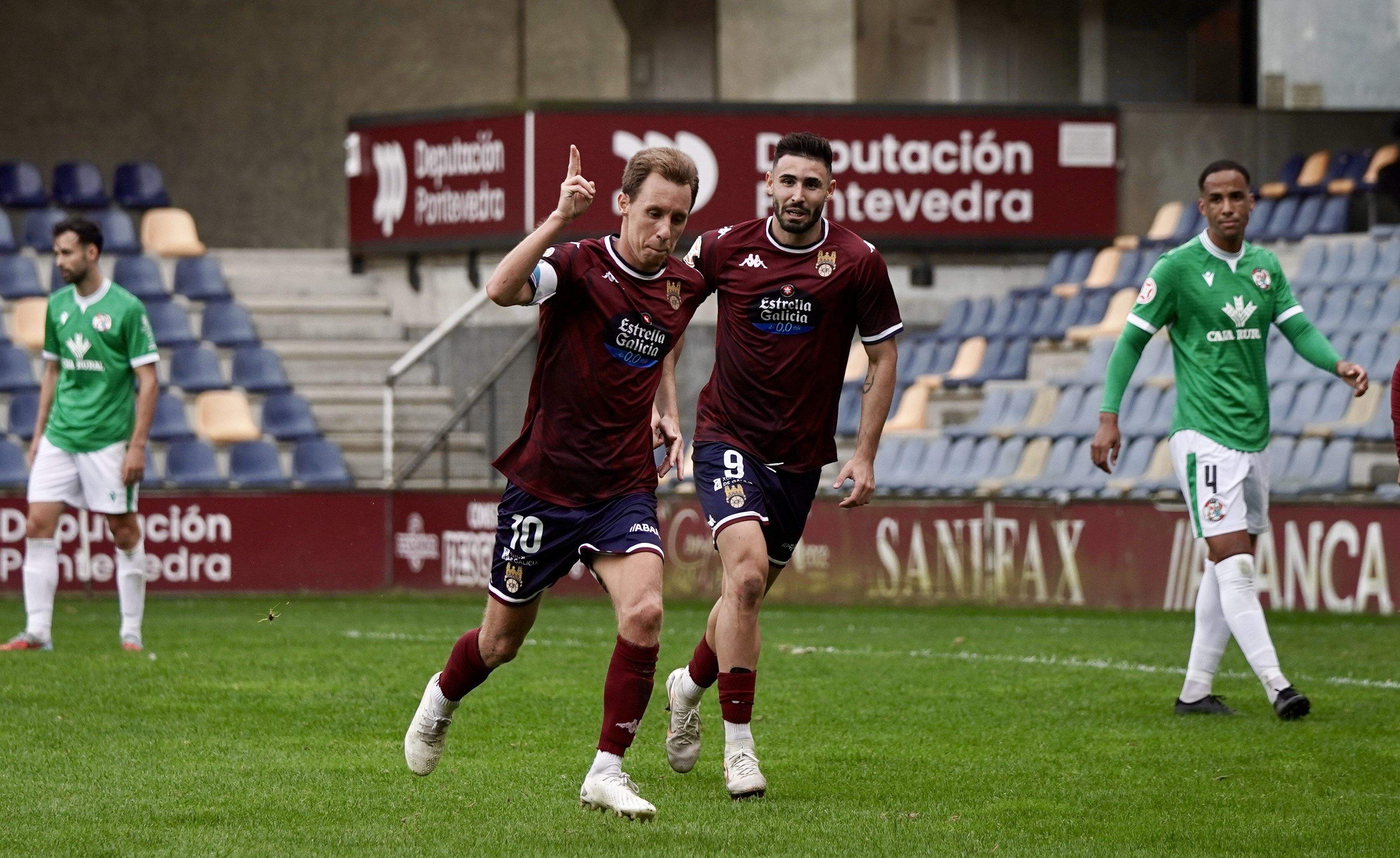 Partido entre Pontevedra y Zamora en Pasarón