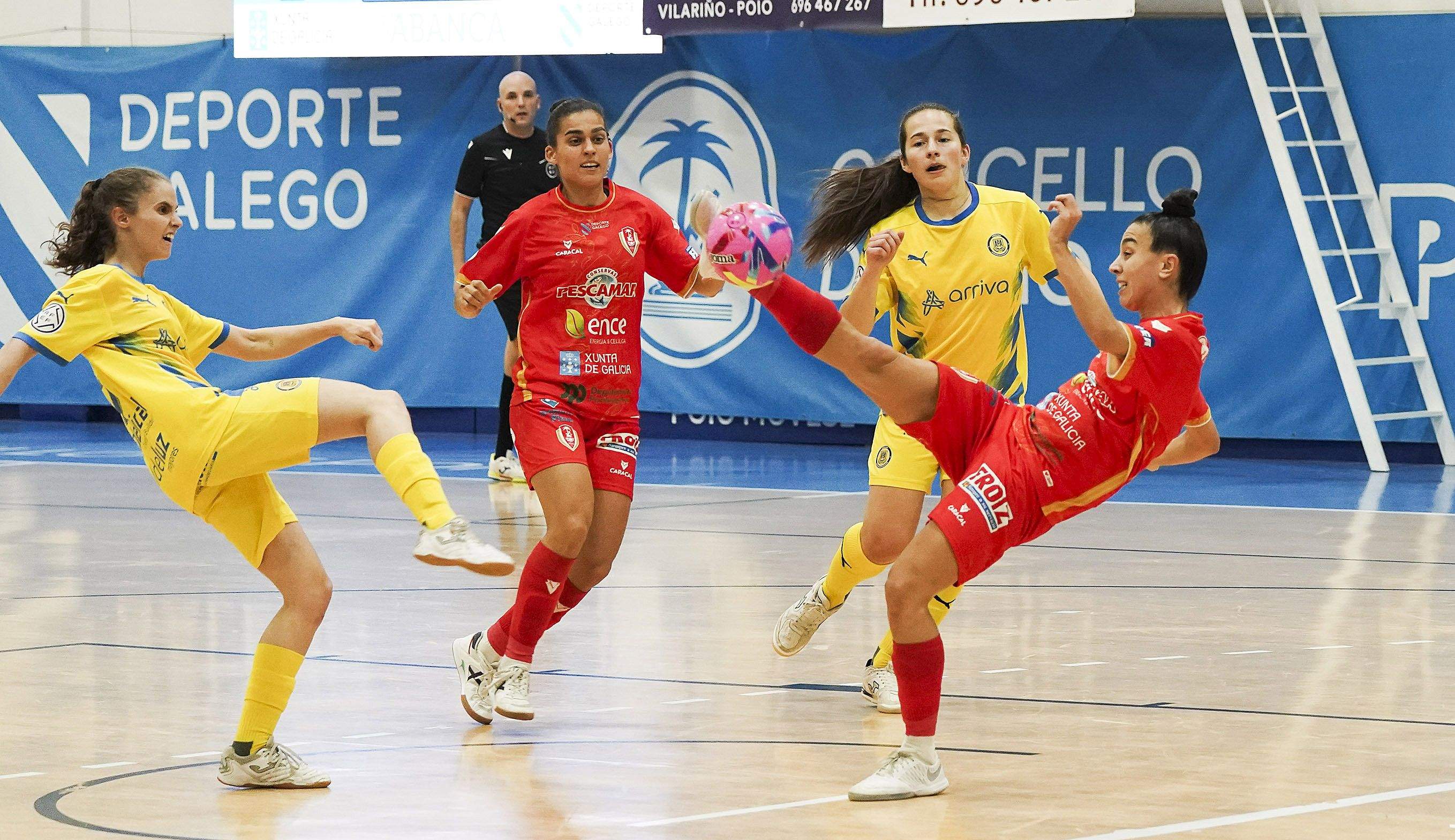 Partido entre Poio Pescamar e Álcorcón na Seca