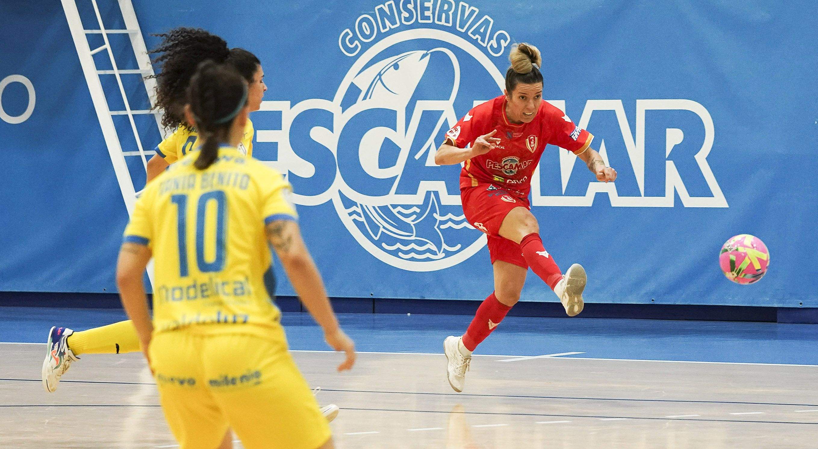 Partido entre Poio Pescamar y Álcorcón en la Seca