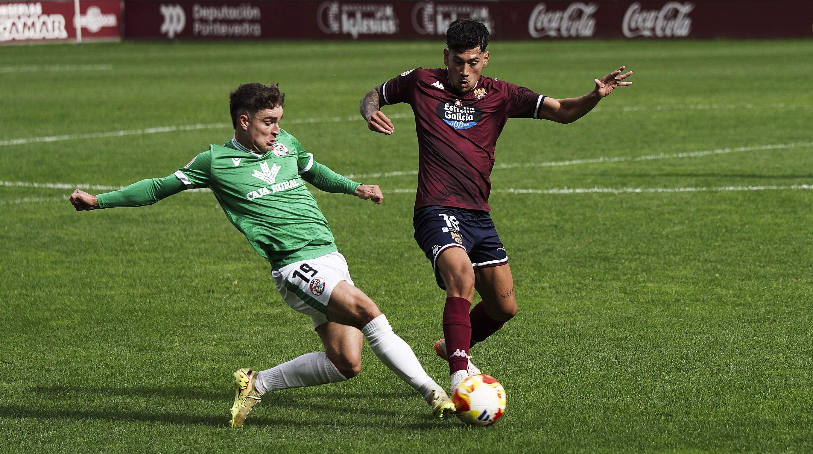 Partido entre Pontevedra CF y Zamora en Pasarón Partido entre Pontevedra CF y Zamora en Pasarón