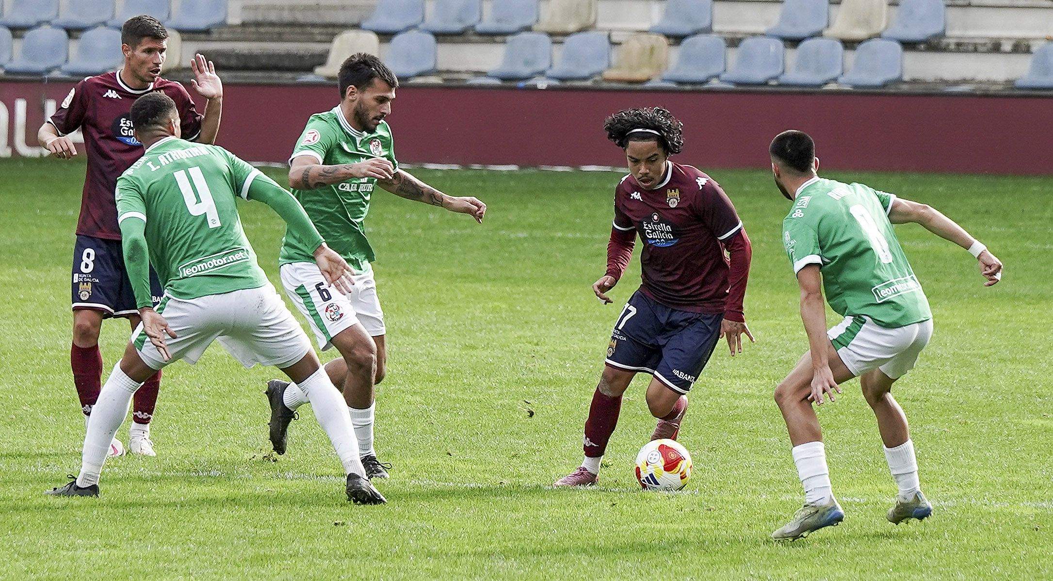 Partido entre Pontevedra CF y Zamora en Pasarón Partido entre Pontevedra CF y Zamora en Pasarón