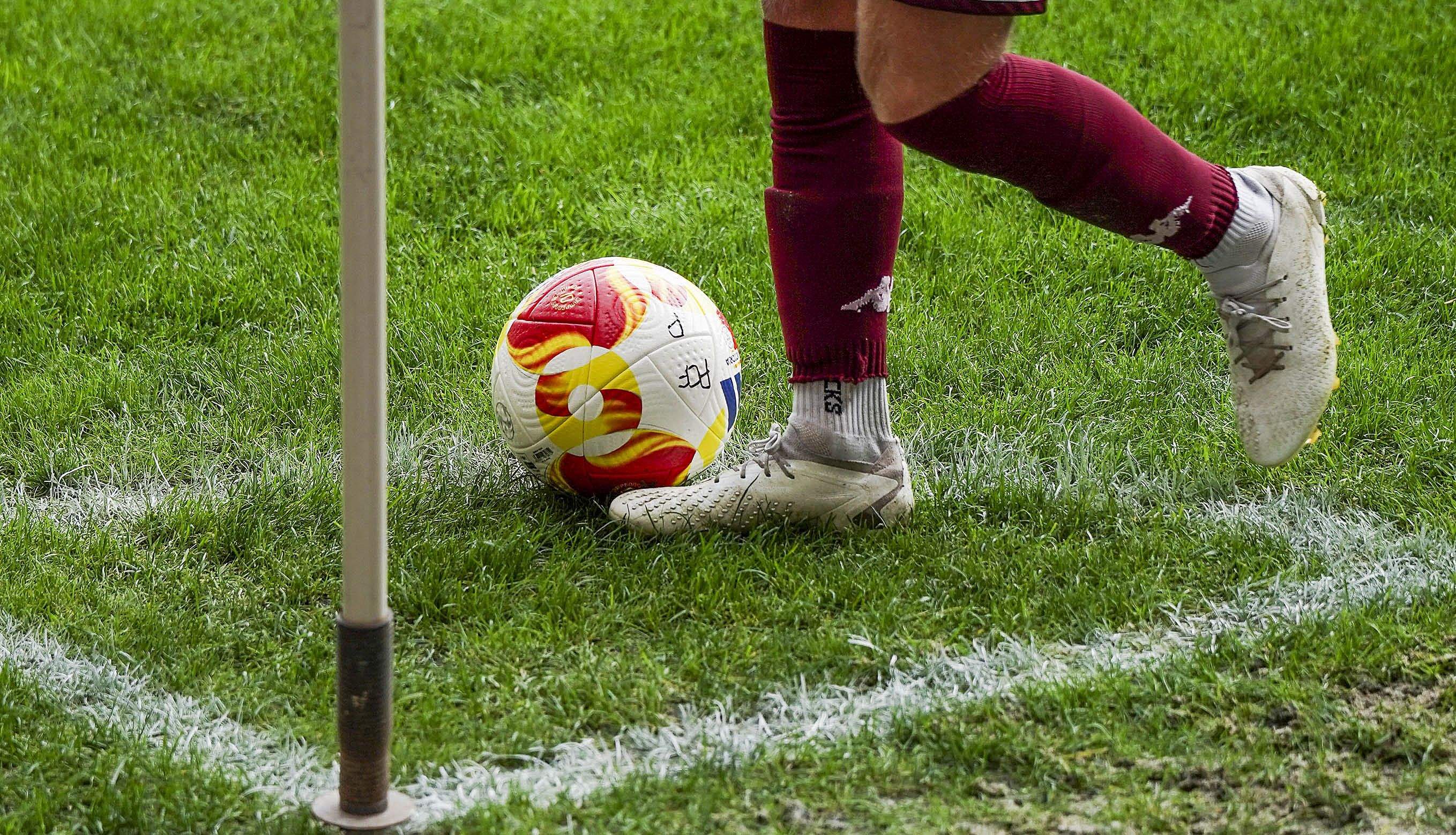 Partido entre Pontevedra CF y Zamora en Pasarón