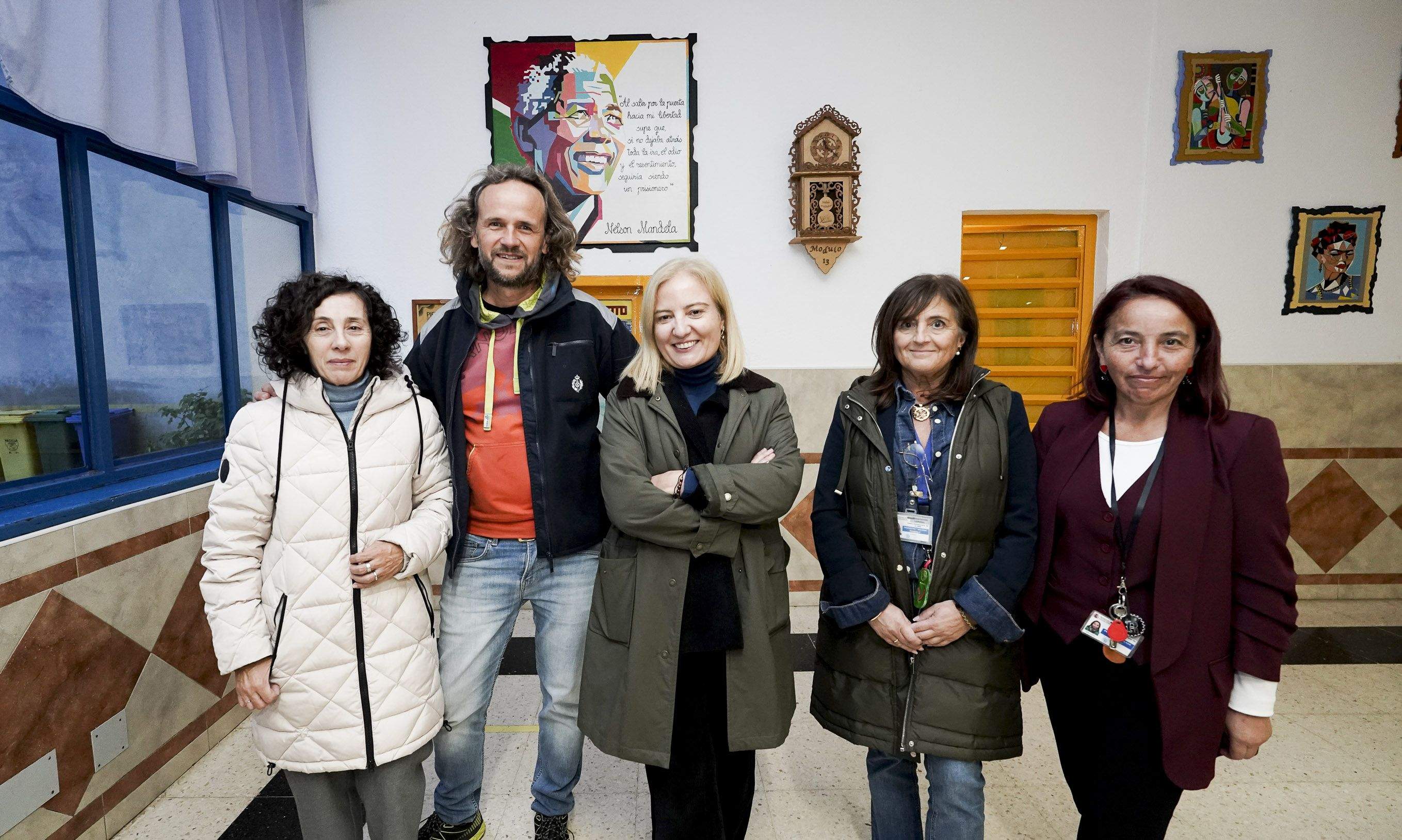 Equipo técnico del módulo 13 del centro penitenciario de A Lama, con la directora y las trabajadoras de la Xunta