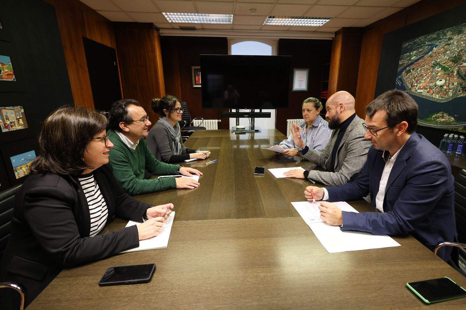 Reunión entre BNG y PSOE para negociar los presupuestos municipales de 2026