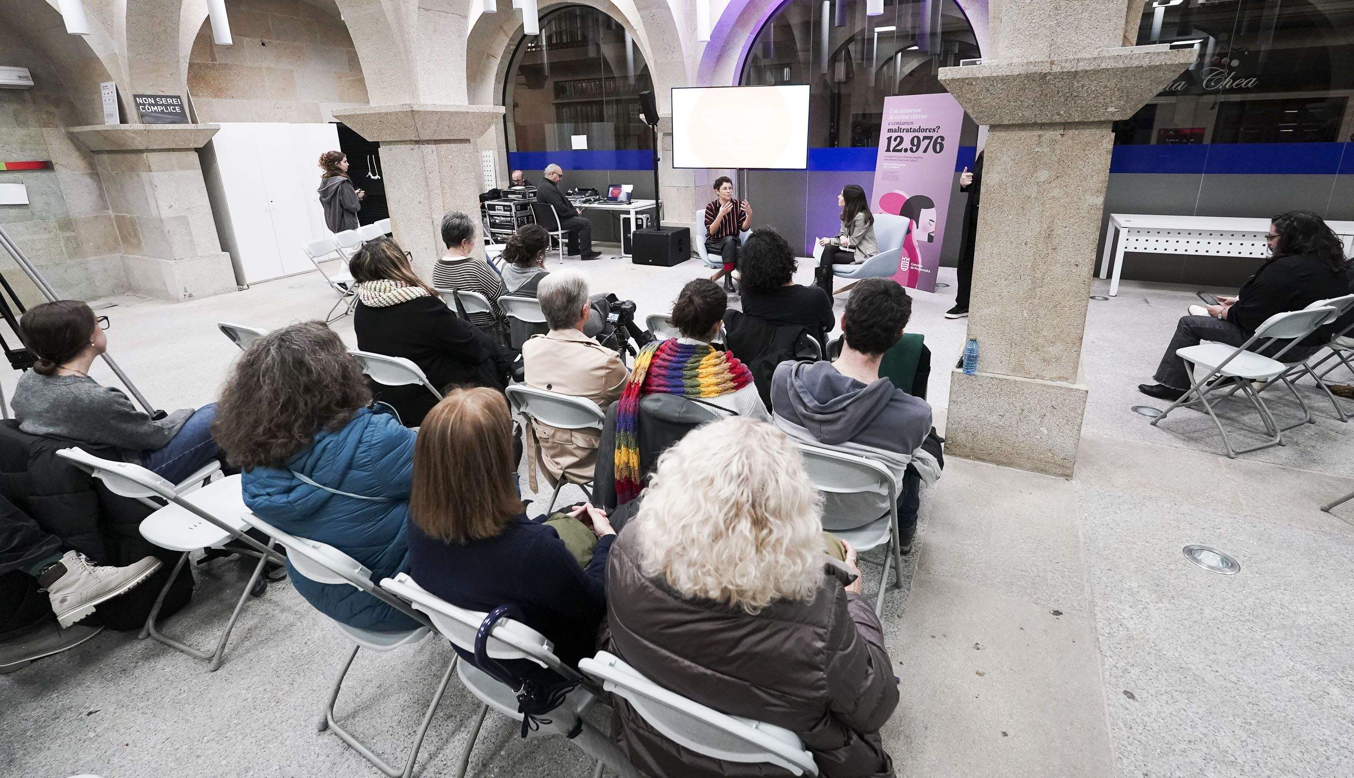 'Faladoiro feminista' con Macarena Baena, directora de Efeminista 'Faladoiro feminista' con Macarena Baena, directora de Efeminista
