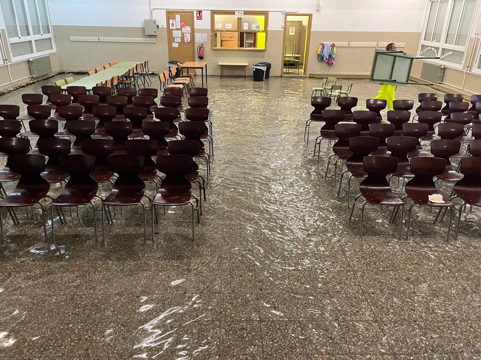 Inundaciones en el CEIP A Xunqueira 1 el 14 de noviembre 