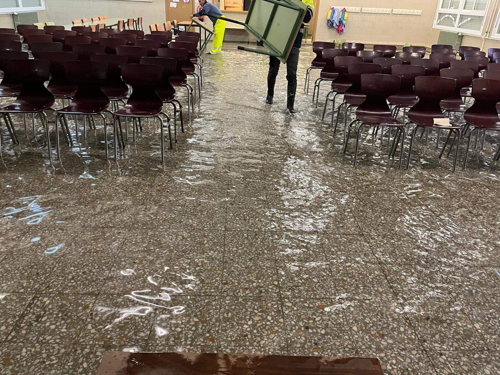 Inundaciones en el CEIP A Xunqueira 1 el 14 de noviembre 