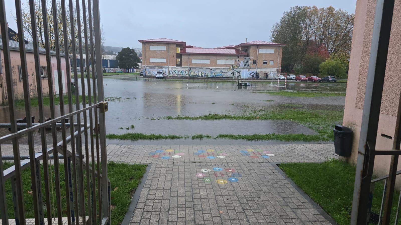 Inundaciones en el CEIP A Xunqueira 1 el 14 de noviembre 