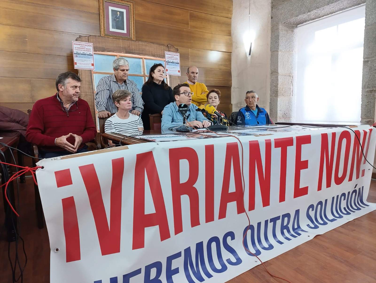 Presentación de la manifestación contra la Variante Oeste