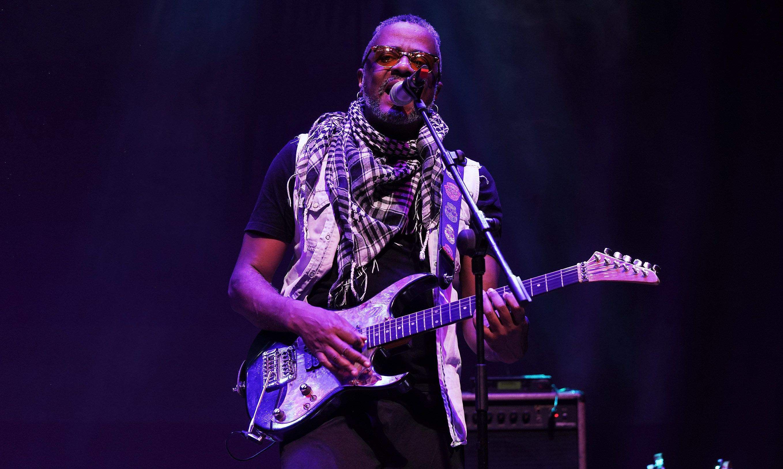 Gustavo Almeida reinterpreta su primer disco, veinte años después, en el Principal Gustavo Almeida reinterpreta su primer disco, veinte años después, en el Principal