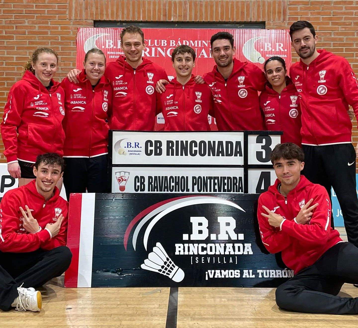 O Bádminton Ravachol gaña en Sevilla
