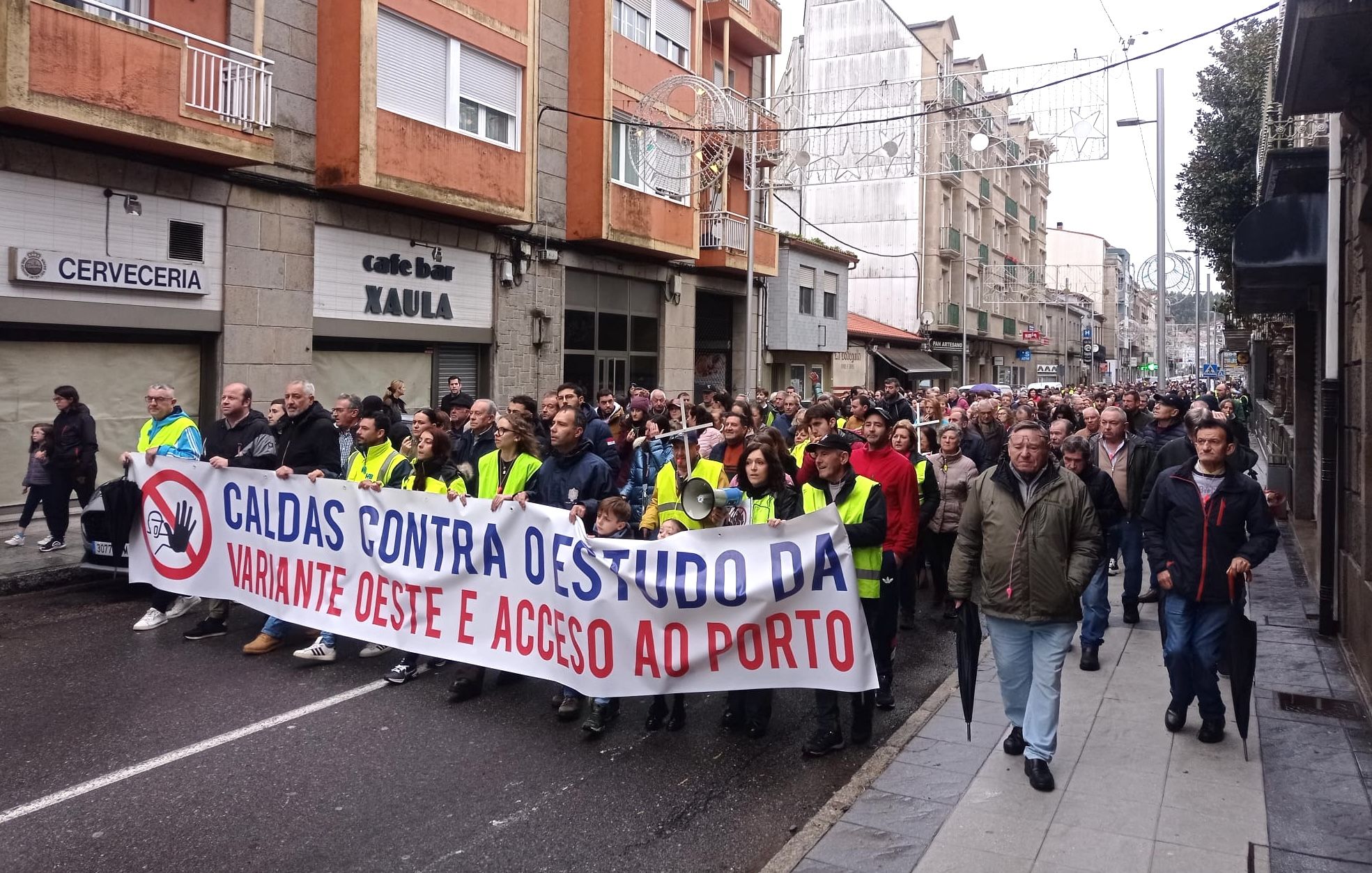 Manifestación en Caldas de Reis contra el estudio de la Variante Oeste