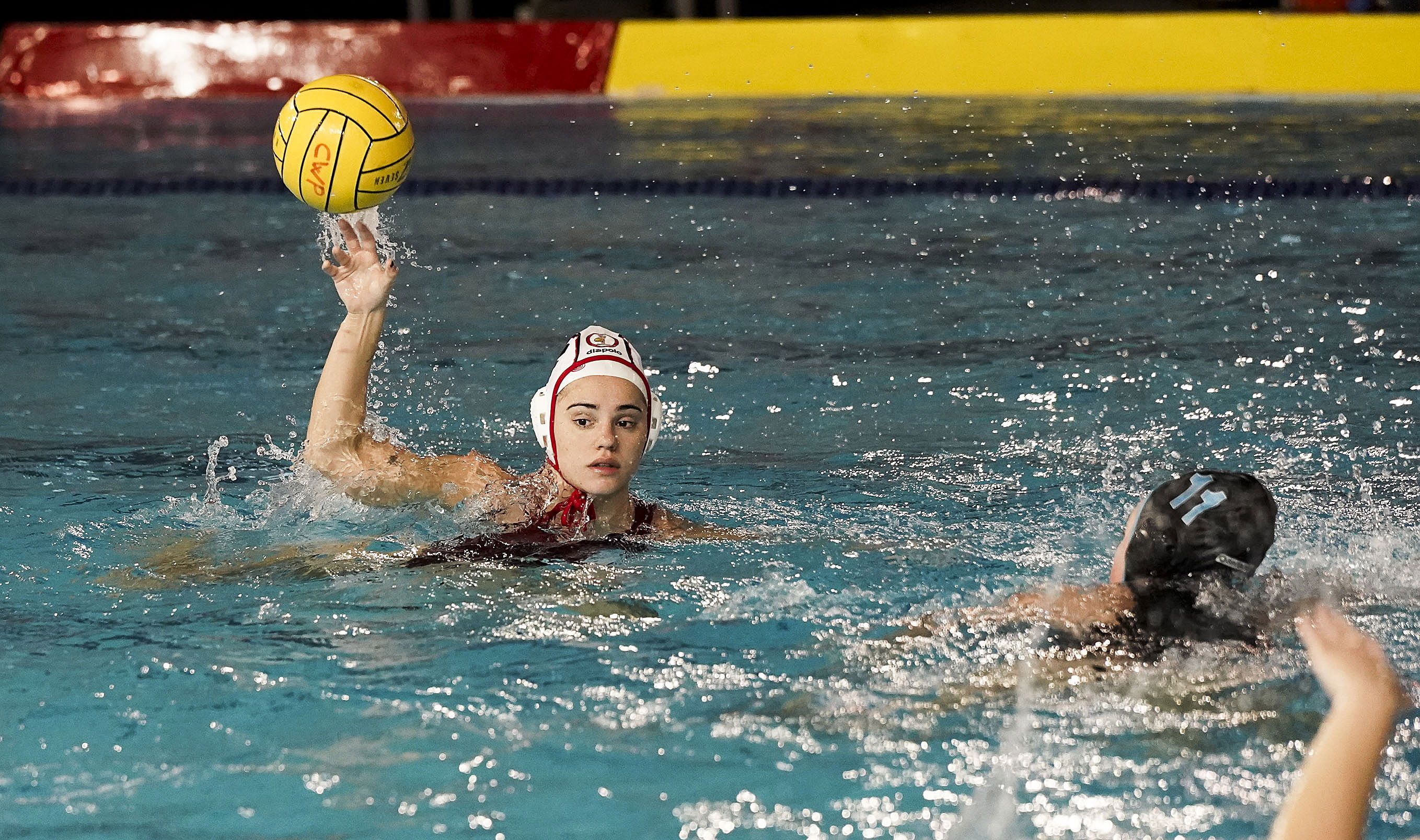 Partido entre el Waterpolo Pontevedra y el CN Molins de Rei en Rías do Sur Partido entre el Waterpolo Pontevedra y el CN Molins de Rei en Rías do Sur