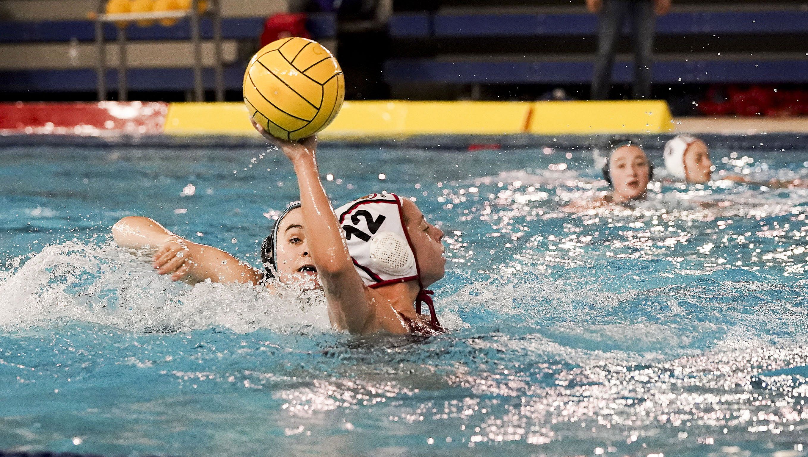Partido entre el Waterpolo Pontevedra y el CN Molins de Rei en Rías do Sur Partido entre el Waterpolo Pontevedra y el CN Molins de Rei en Rías do Sur