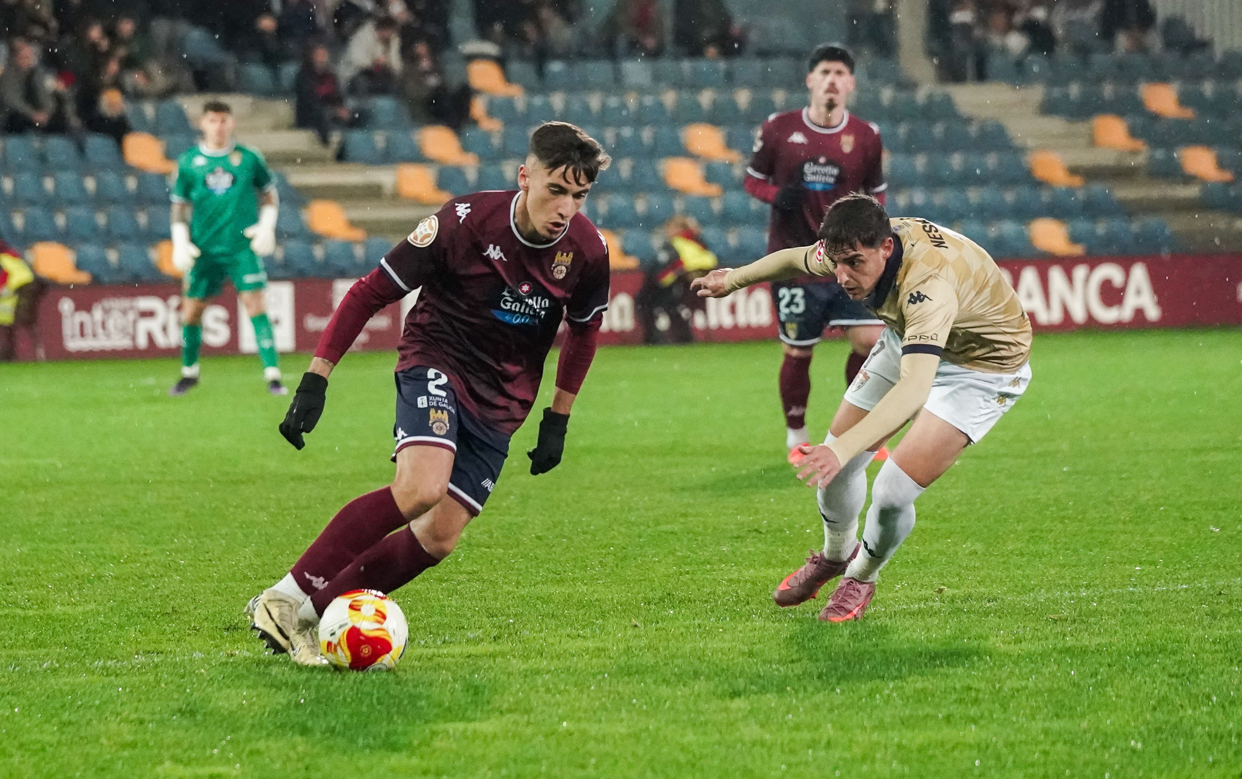 Partido de Primeira RFEF entre Pontevedra e Guadalajara en Pasarón