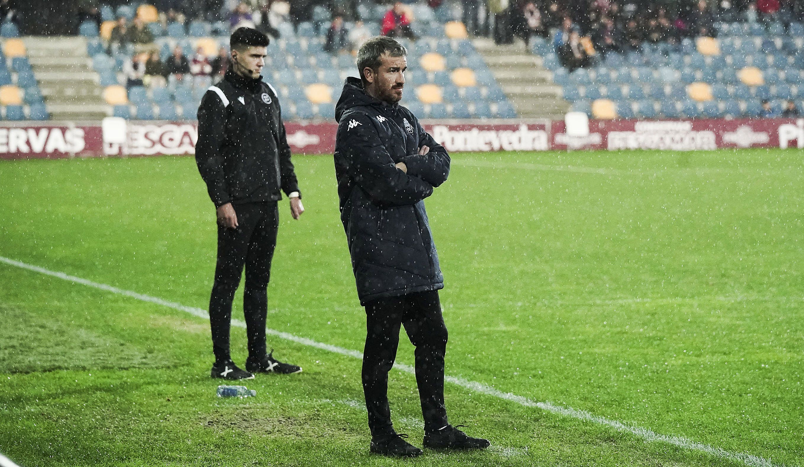Partido entre Pontevedra CF e Guadalajara en Pasarón