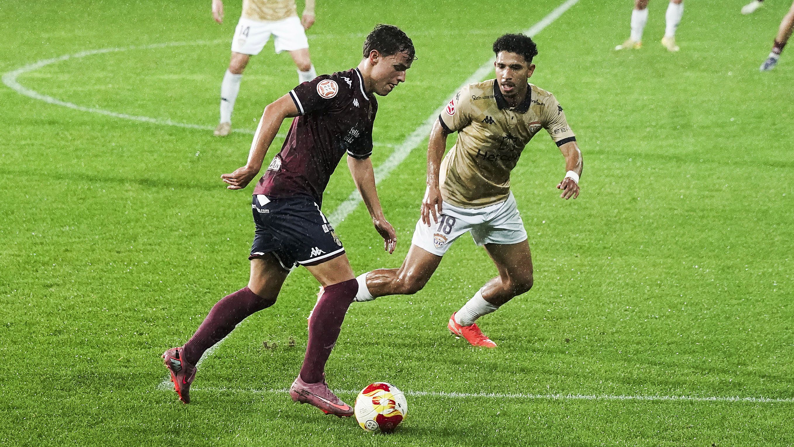 Partido entre Pontevedra CF e Guadalajara en Pasarón