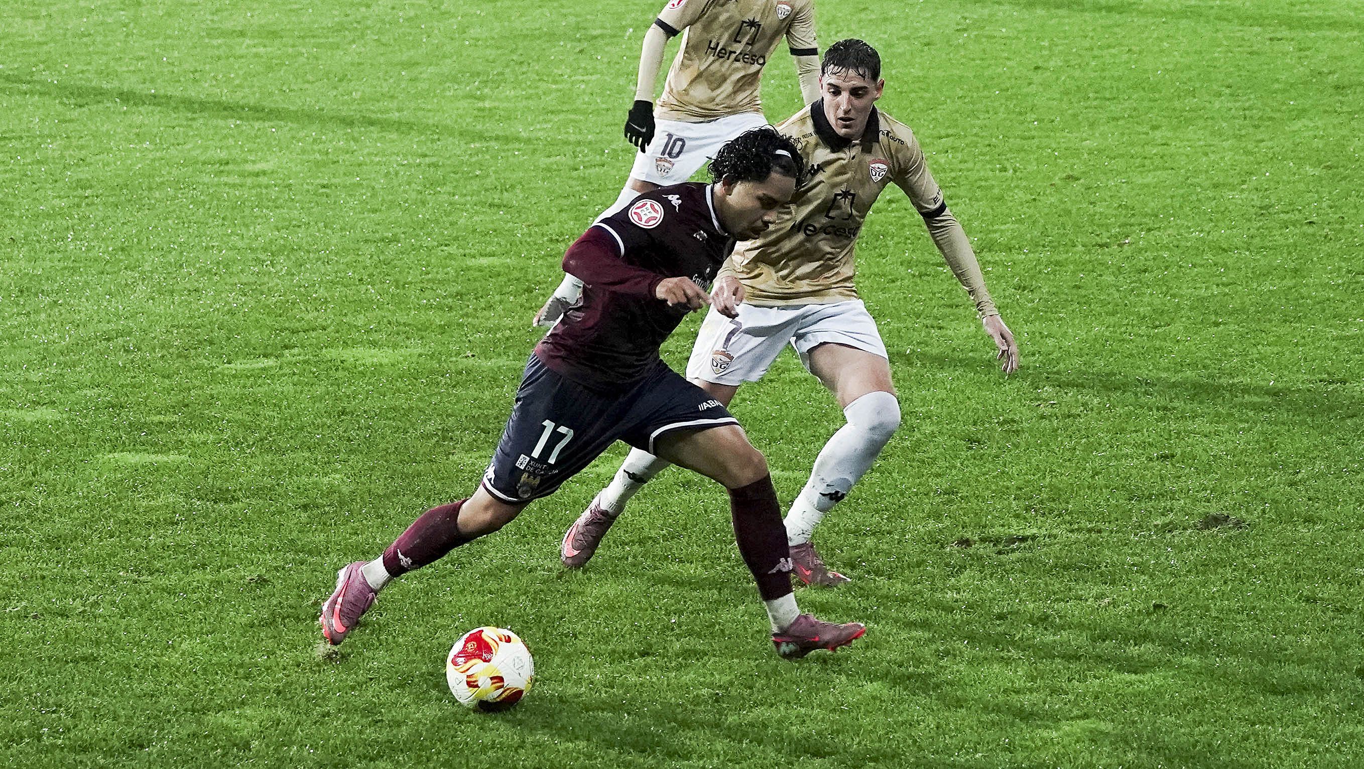 Luisao, no partido entre Pontevedra CF e Guadalajara en Pasarón