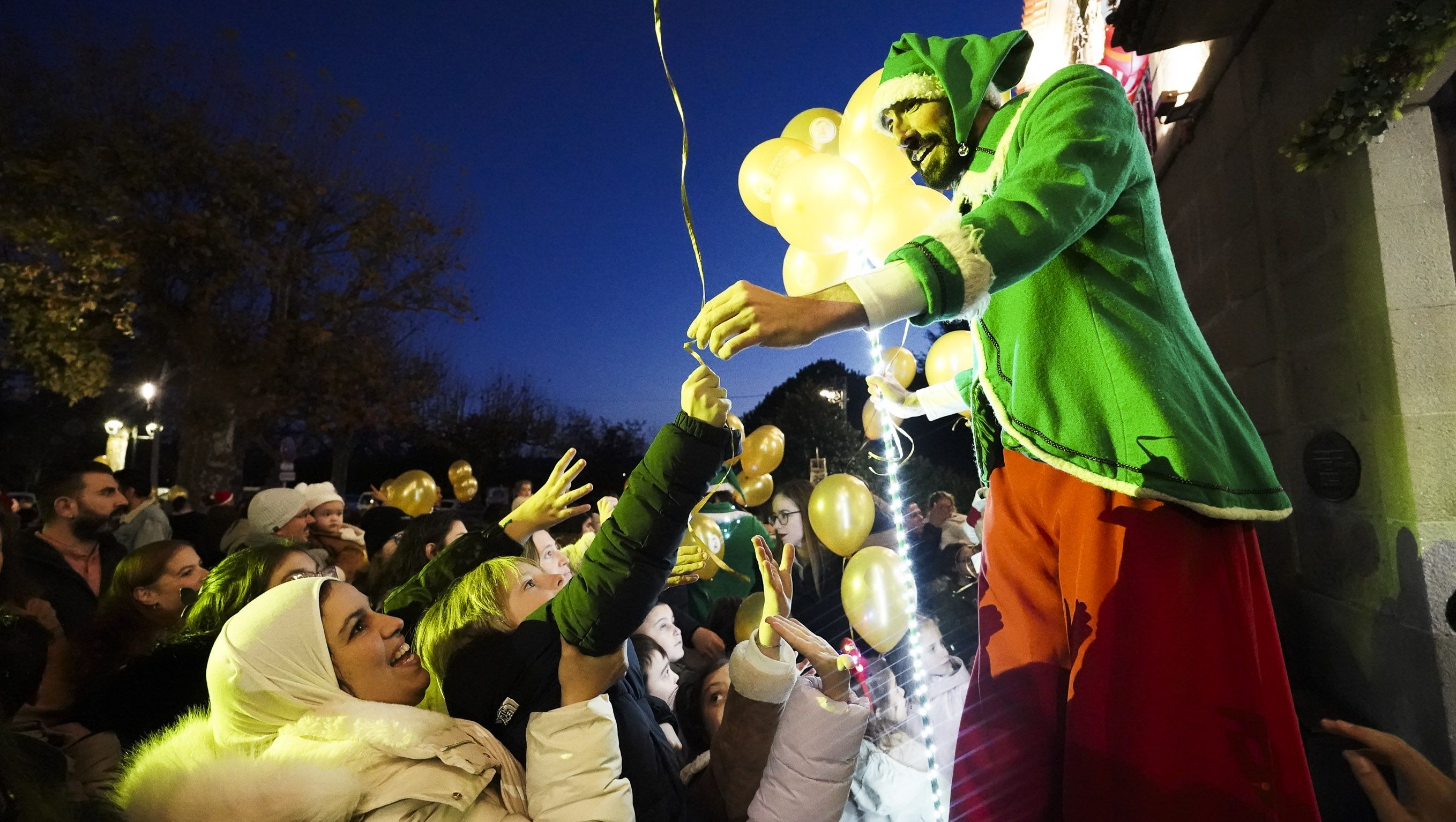 Acendido da iluminación de Nadal en Poio Acendido da iluminación de Nadal en Poio