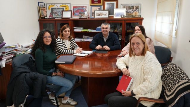 Reunión de CC OO con el alcalde de Ribadumia Reunión de CC OO con el alcalde de Ribadumia