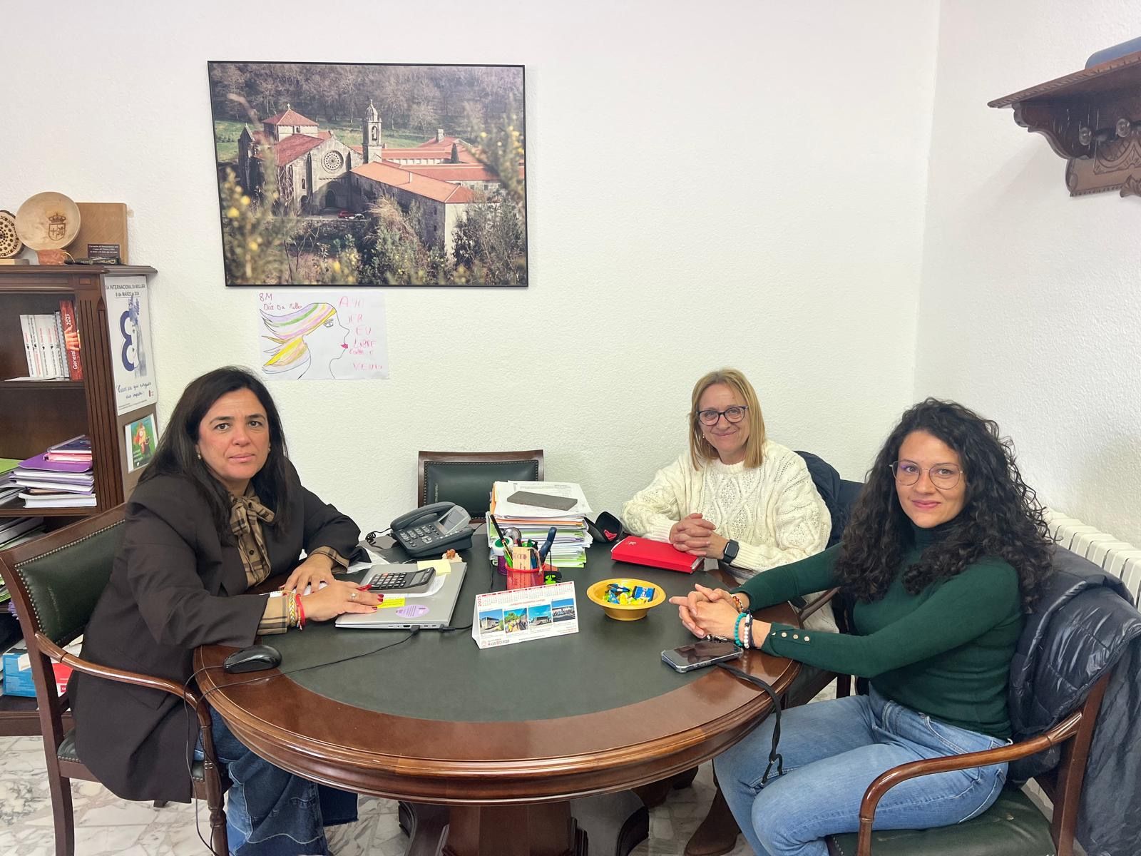 Reunión de CC OO con la alcaldesa de Meis