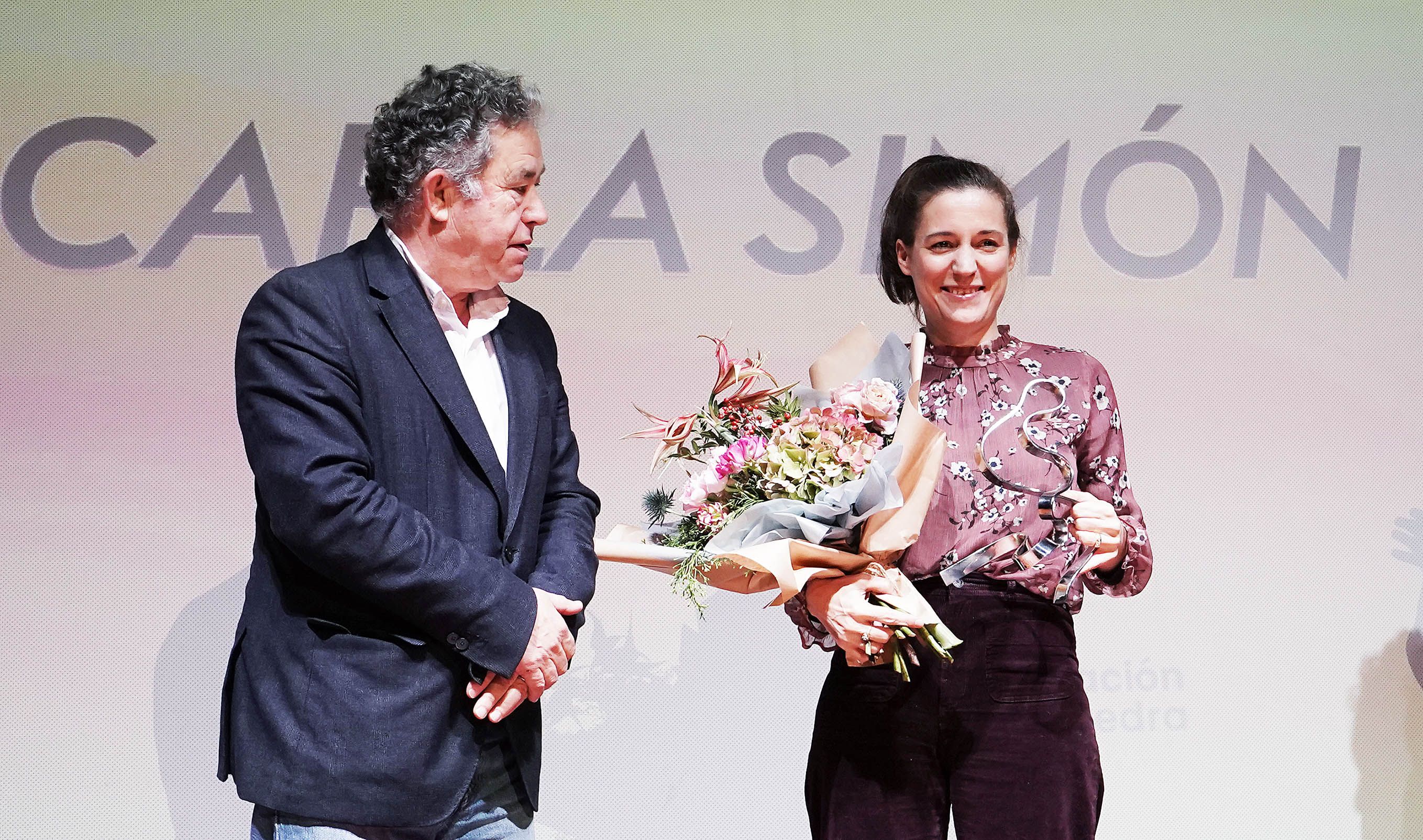 Carla Simón recibe en Pontevedra o I Premio de Cinematografía Novos Cinemas
