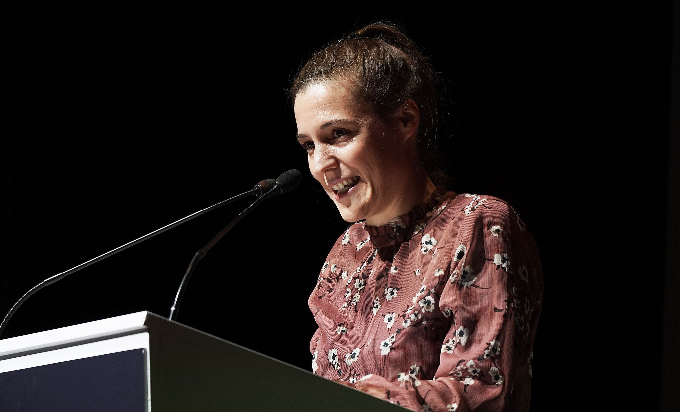 Carla Simón recibe en Pontevedra o I Premio de Cinematografía Novos Cinemas