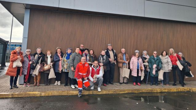 Visita dun grupo de Cruz Vermella Pontevedra a Sogama Visita dun grupo de Cruz Vermella Pontevedra a Sogama