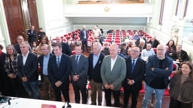Construcciones Ramírez presentó un libro que recoge la historia y el proceso de rehabilitación del IES Valle-Inclán