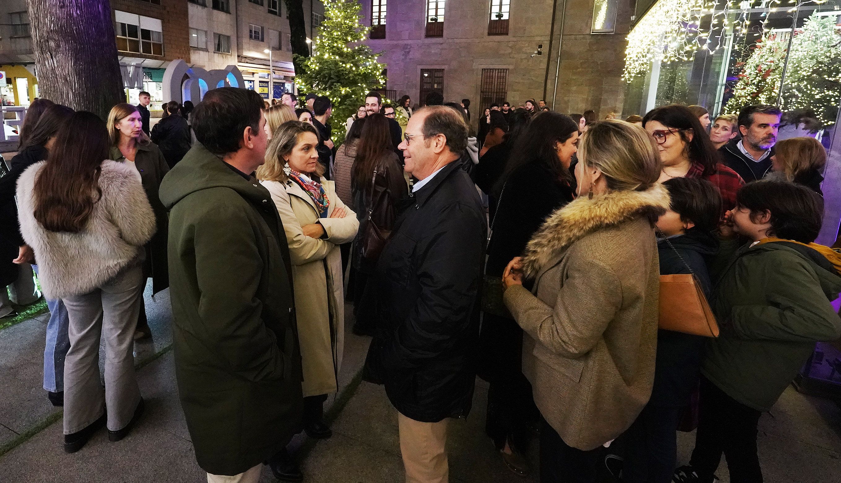 Estreno en Pontevedra de la película 'Me has robado el corazón' con Óscar Casas y Ana Jara Estreno en Pontevedra de la película 'Me has robado el corazón' con Óscar Casas y Ana Jara