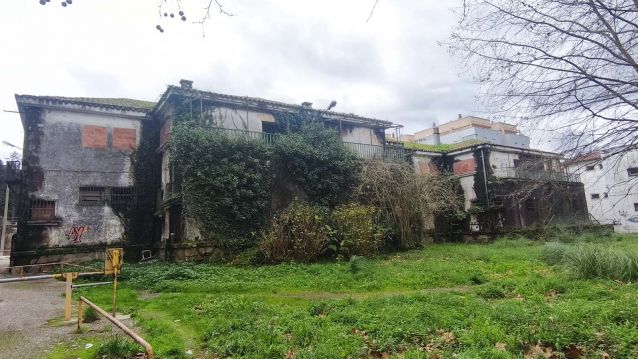 Chalés militares que serán derribados en Mollavao Chalés militares que serán derribados en Mollavao