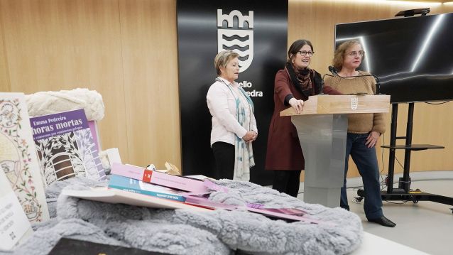Presentación de 'O sofá violeta' Presentación de 'O sofá violeta'