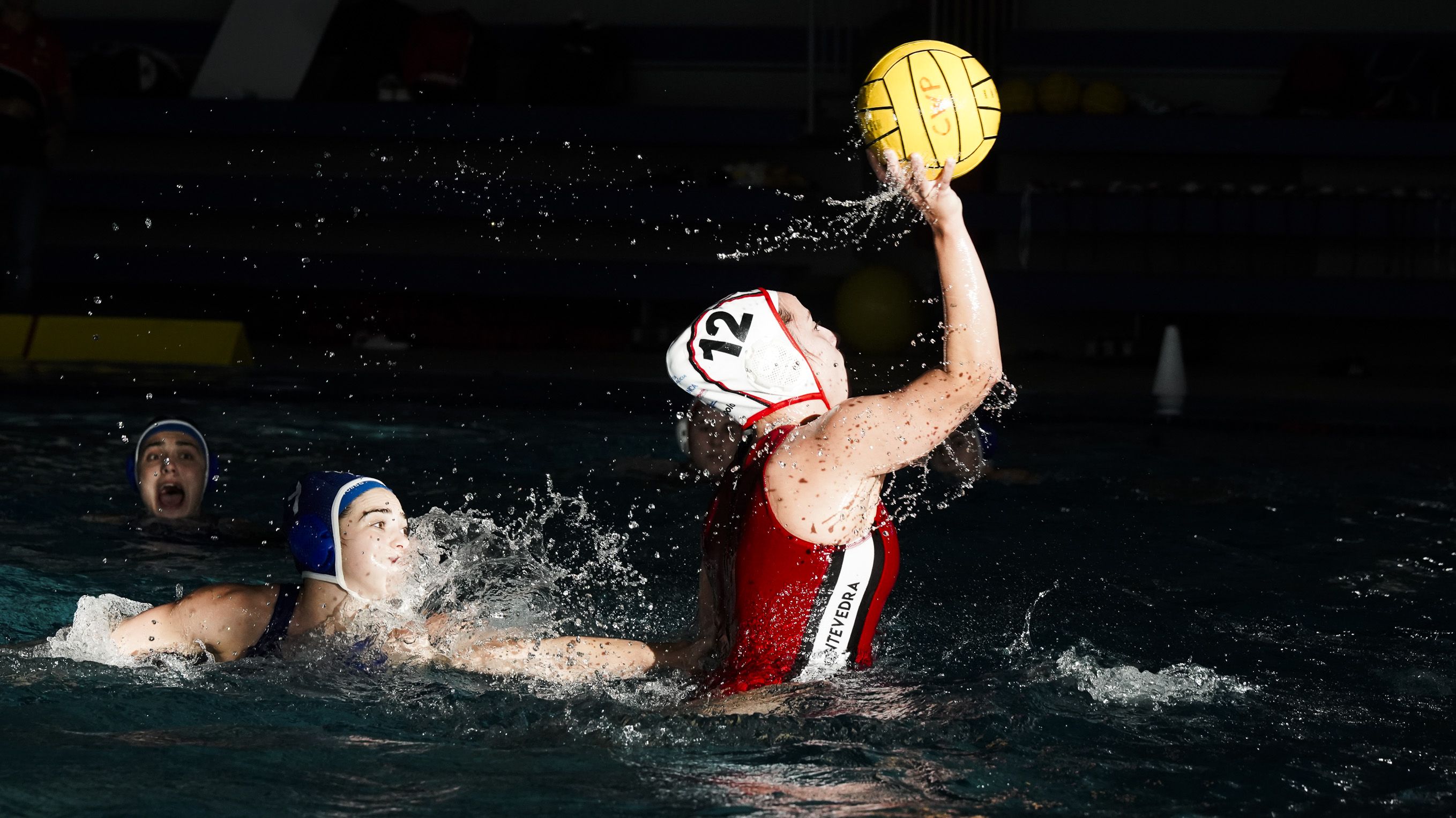 Partido entre o Waterpolo Pontevedra e o CN Cuatro Caminos en Rías do Sur Partido entre o Waterpolo Pontevedra e o CN Cuatro Caminos en Rías do Sur