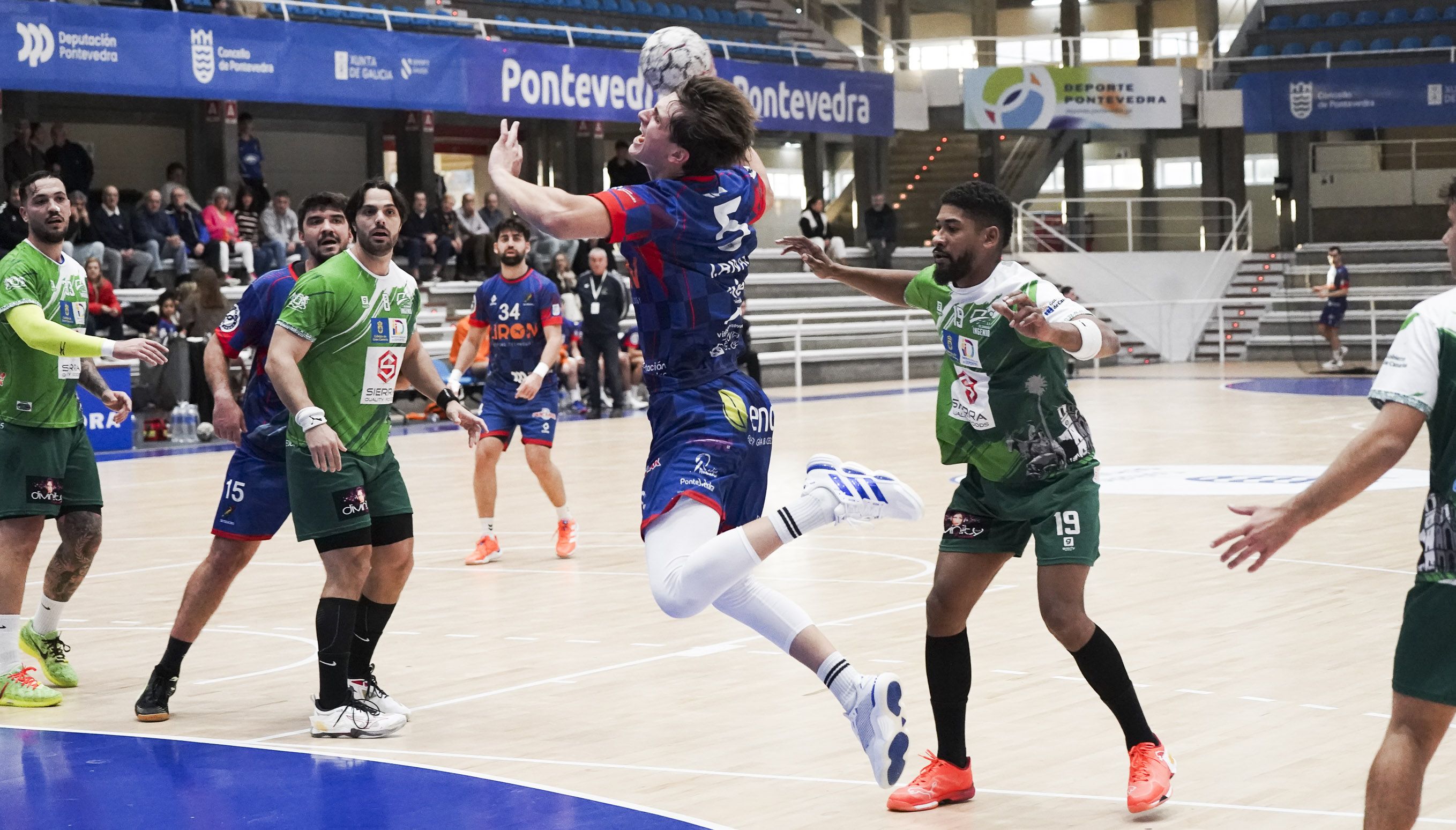 Partido de Primera Nacional entre Sociedad Deportiva Teucro y Balonmano Ingenio Partido de Primera Nacional entre Sociedad Deportiva Teucro y Balonmano Ingenio